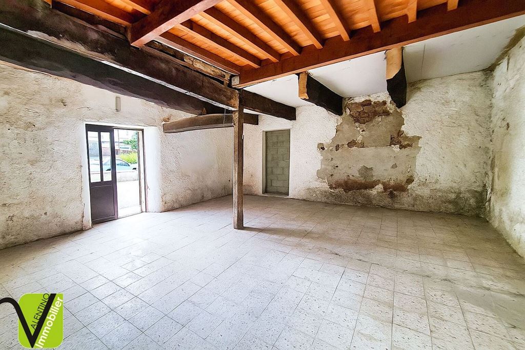 Appartement Local professionnel GENAS 117000€ Valentino Immobilier Appartement Local professionnel GENAS 117000€ Valentino Immobilier