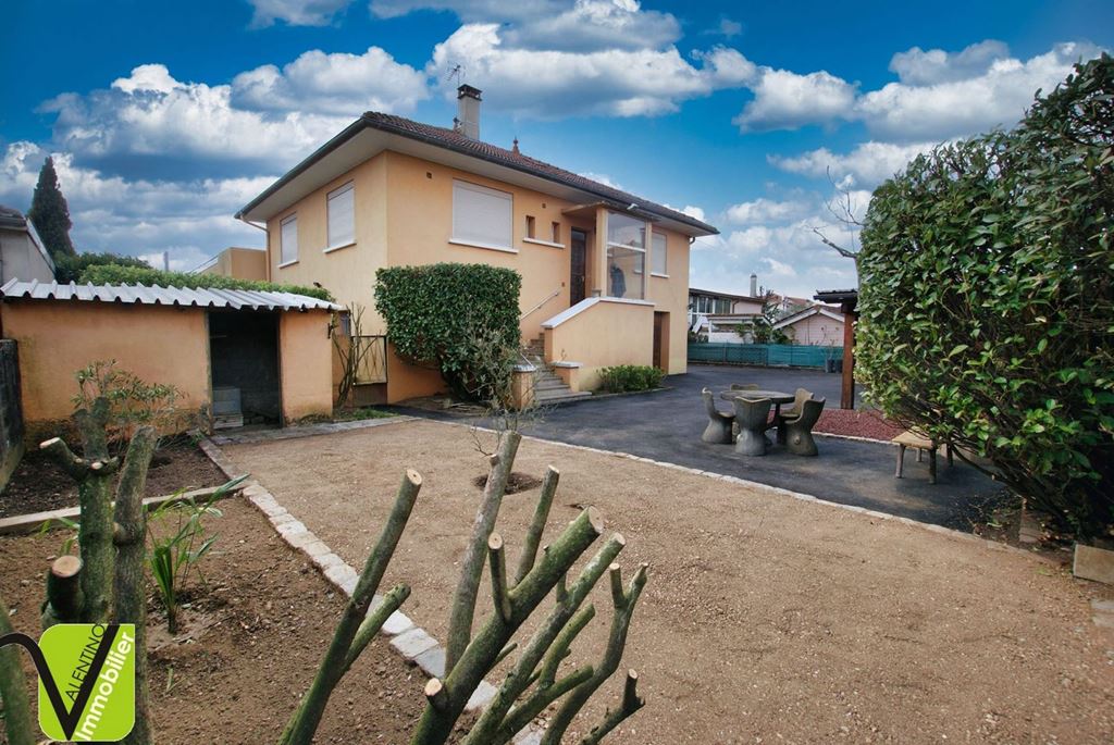 Maison CHASSIEU 1960€ Valentino Immobilier Maison CHASSIEU 1960€ Valentino Immobilier